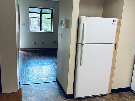 4th image of 100 McMillen Ave APT C