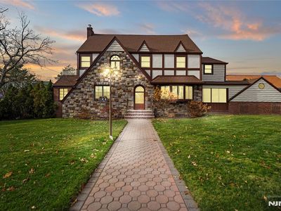 700 Carroll Pl, Teaneck, NJ, 07666