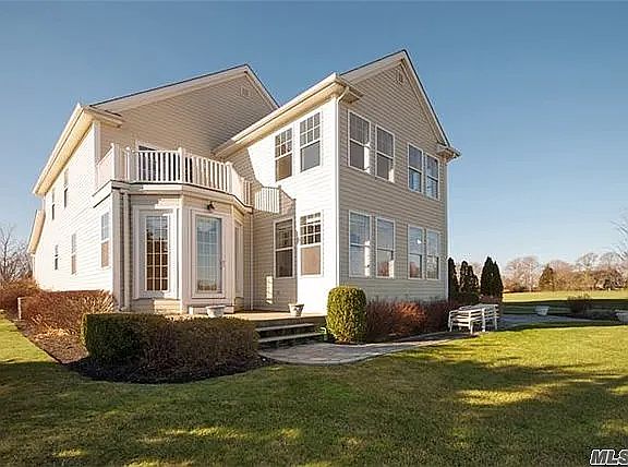 2nd image of 10 Tyler Dr