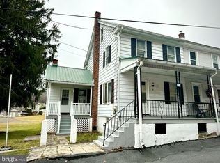 39 S Sport Hill St, Branchdale, PA 17923