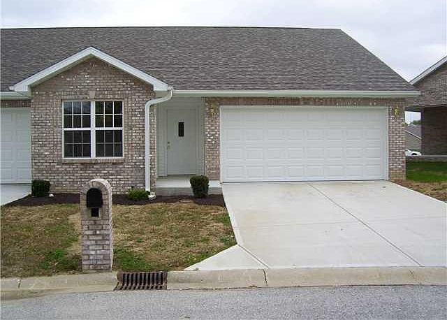 1st image of 1002 Crown Pointe Blvd