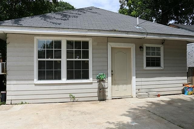 2nd image of 835 S Adams Ave