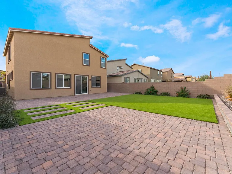 4320 Stardusk Falls Ave — Photo 35