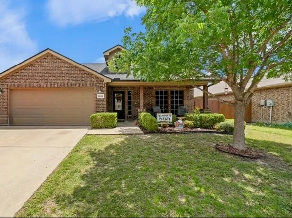 2005 Sterling Gate Dr, Heartland, TX 75126