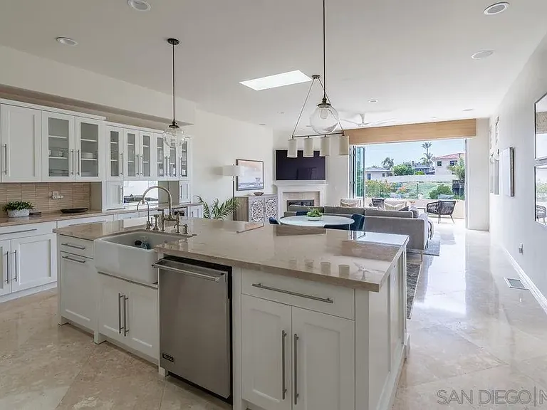 2508 Manchester Ave — Photo 20