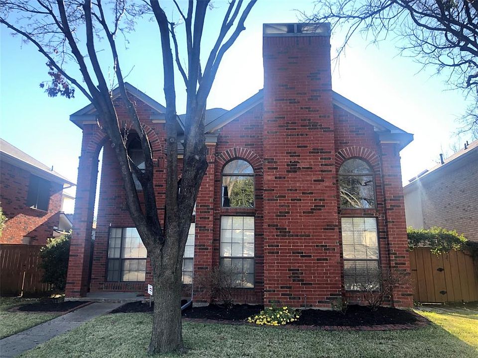 1st image of 747 Woodlake Dr