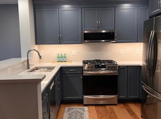 96 River Rd UNIT 203, Manchester, NH 03104