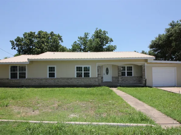 202 E Tyler St, Mexia, TX 76667