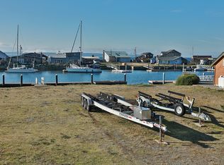 3754 Steelhead Dr, Greenbank, WA 98253