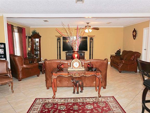 5th image of 7831 Coronet Dr