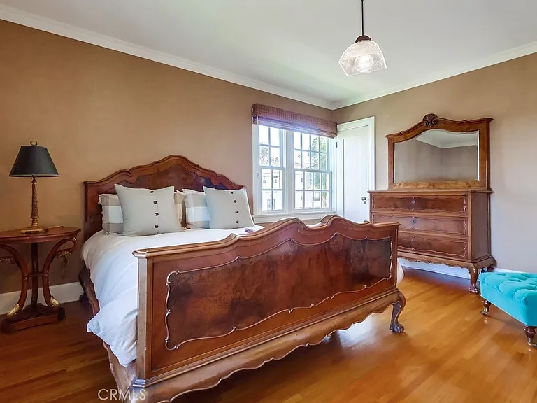 1239 S Patton Ave — Photo 34