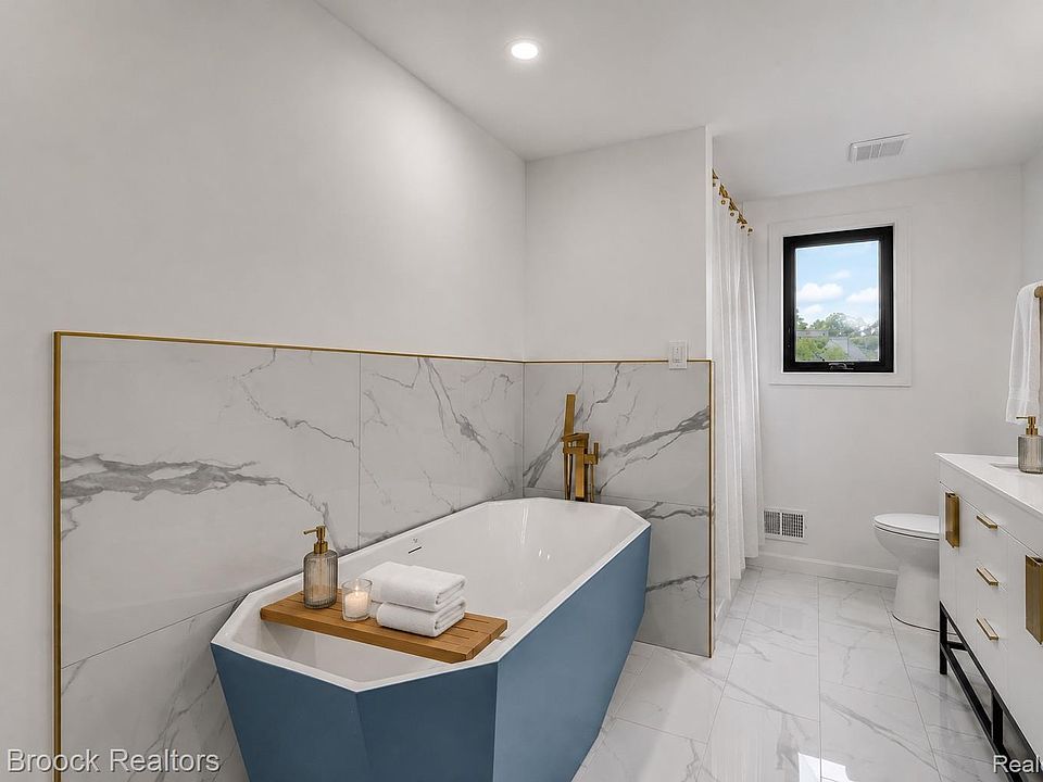 7244 Lahser Rd, photo 8