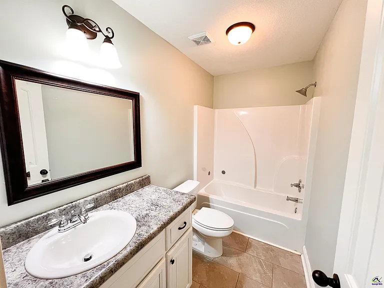 119 Washington Place Dr — Photo 7