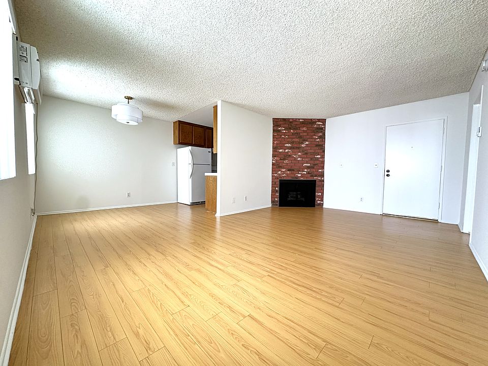 1st image of 1325 Brockton Ave APT 8