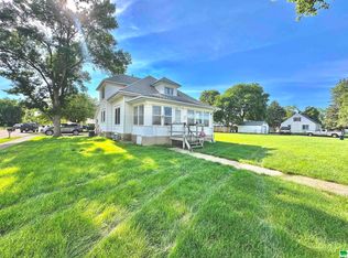 2523 2nd Ave, South Sioux City, NE 68776