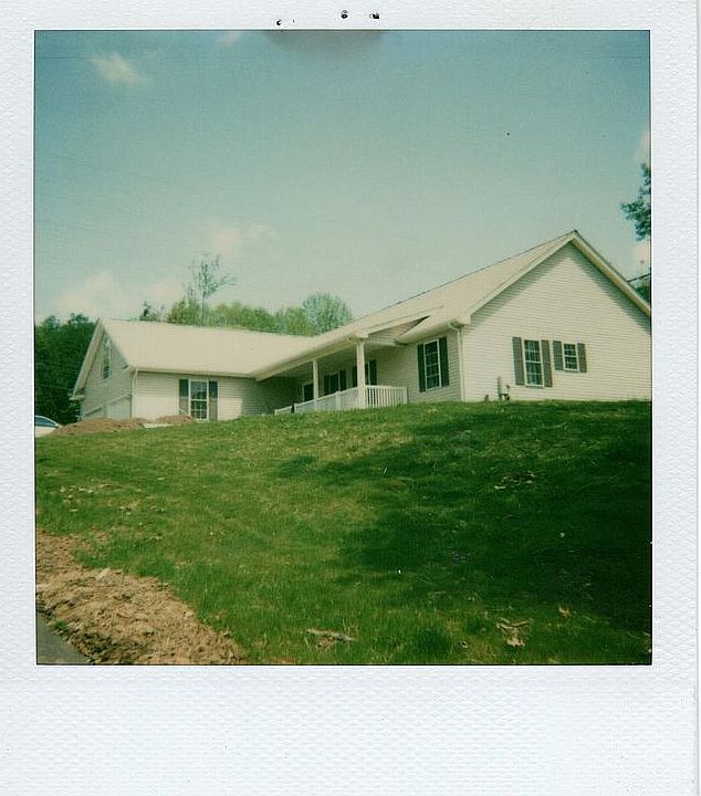 2nd image of 270 Edgemark Acres