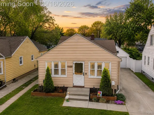 1349 Northway St, Ferndale, MI 48220