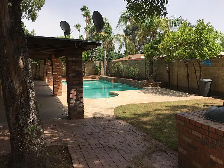 581 W Jasper Dr — Photo 32