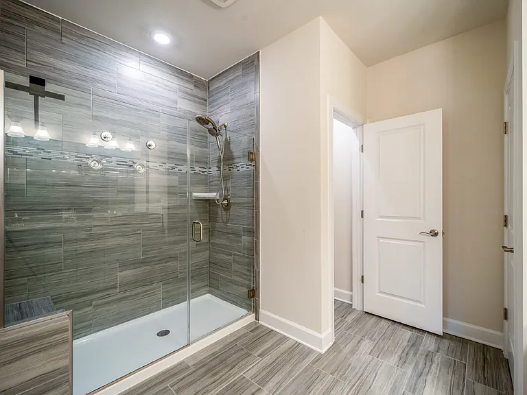 20656 River Liffey Ter — Photo 33