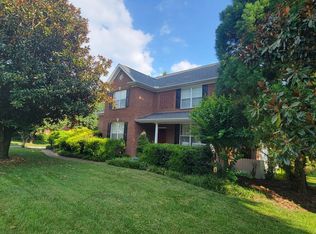 12607 Hickoryborough Ln, Knoxville, TN 37922
