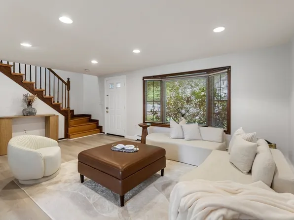 4 Anderson Way #2, Malden, MA 02148