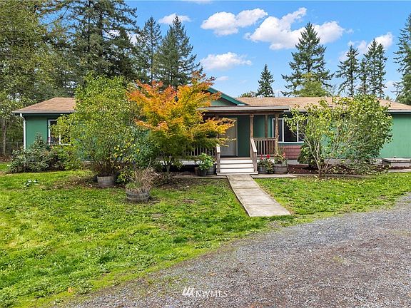3rd image of 1501 347th Street Ct E