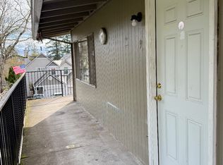 660 2nd St #9, Lake Oswego, OR 97034