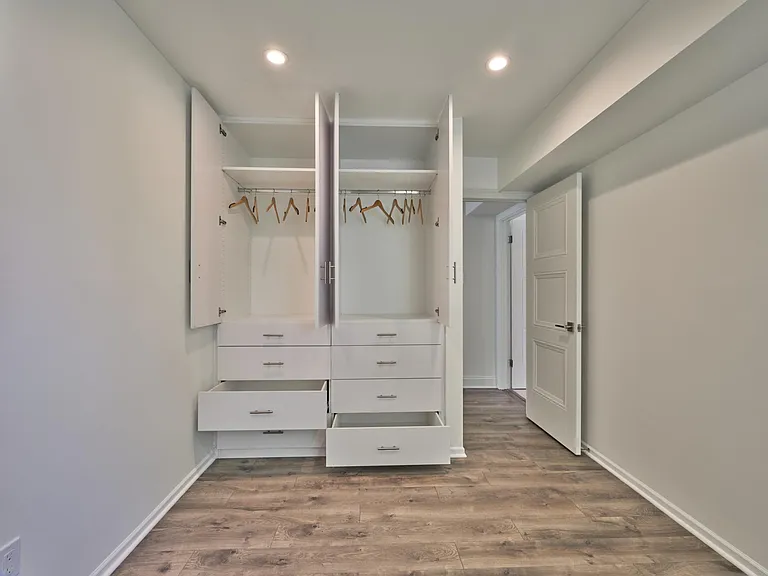 51 Meadow Ln — Photo 32
