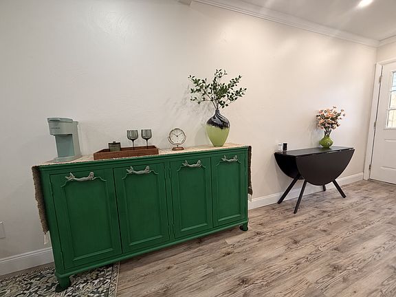 5th image of 1207 Cypress Ave #2