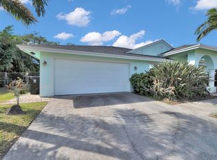 5270 NW Mayfield Ln, Port Saint Lucie, FL 34983