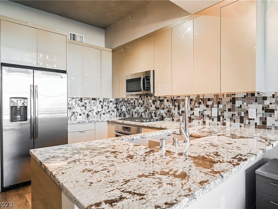 1st image of 353 Bonneville Ave #381