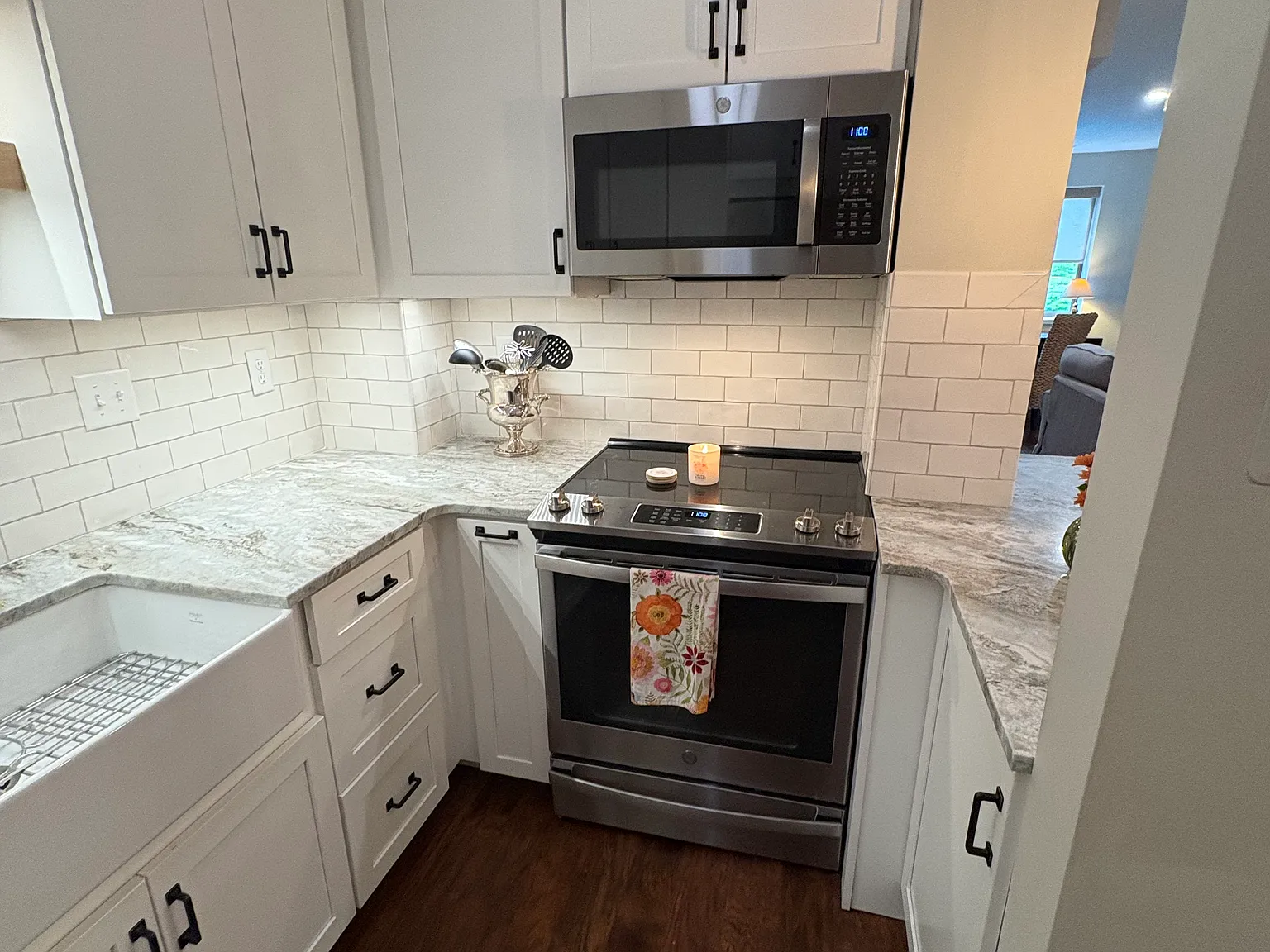 2 bed, 1170 sqft, $4,500 — Photo 1