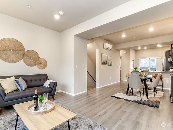 3rd image of 17421 Avenue Ct E #B