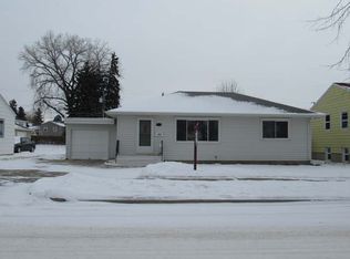 621 N 22nd St, Bismarck, ND 58501
