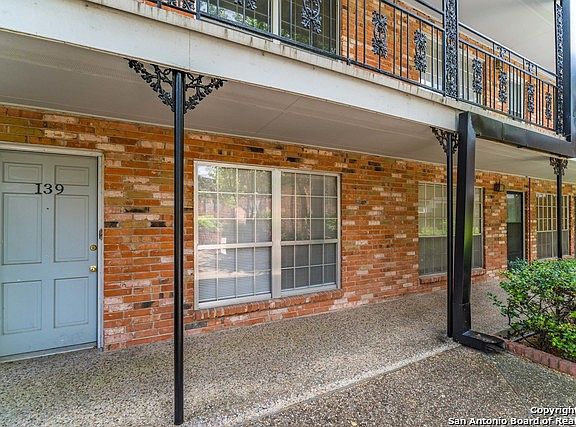 2nd image of 8401 N New Braunfels Ave APT 139A