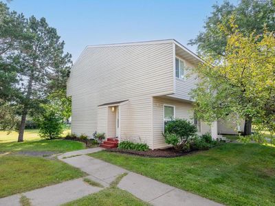 7936 Yates Ave N, Brooklyn Park, MN, 55443