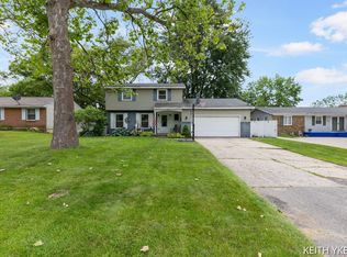 5381 Burgis Ave SE, Kentwood, MI 49508