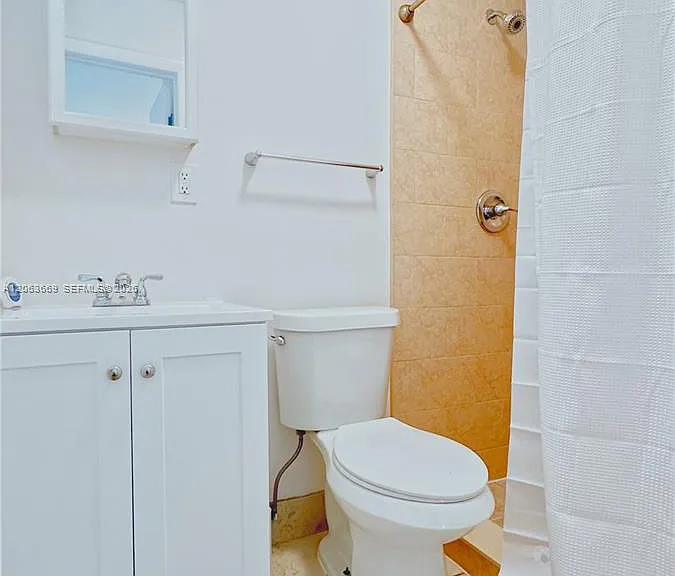 286 NW 39th St #288 — Photo 11