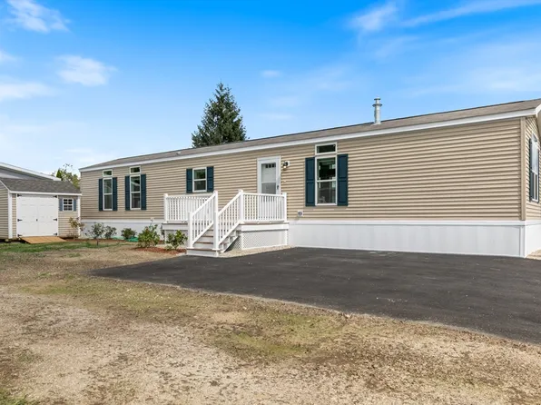 84 Caddy Dr, Salem, NH 03079
