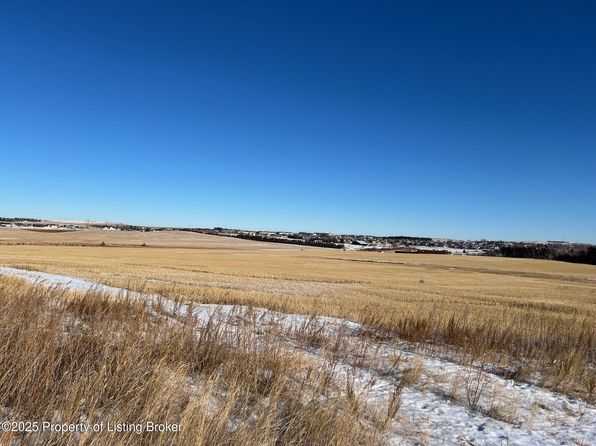 21st St W, Dickinson, ND 58601