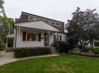 2823 E Van Norman Ave, Saint Francis, WI 53235