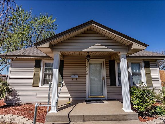 4th image of 300 N Symcox St