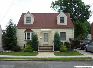 606 Garden Ave, Woodbridge, NJ 07095