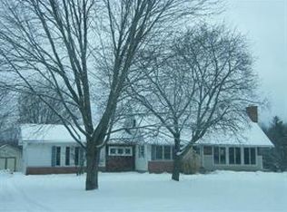 58740 Travis Rd, New Hudson, MI 48165