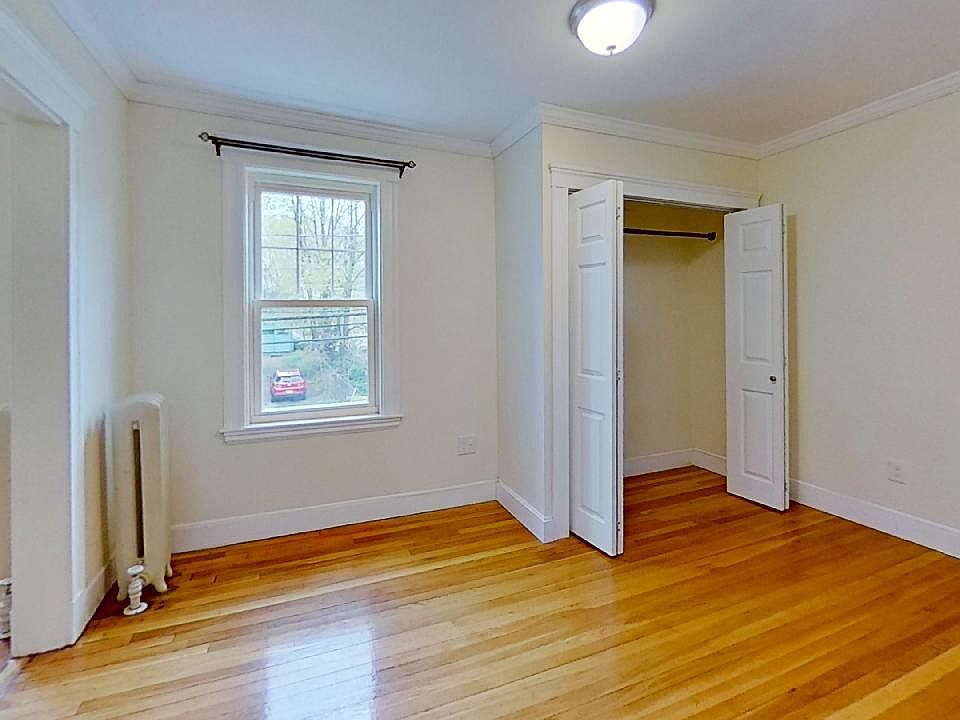 Front Room, could be used as part of primary suite.