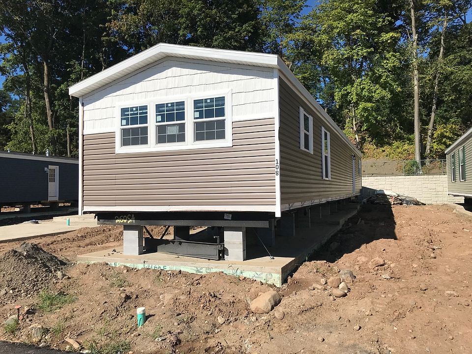 1st image of 24 Windward Way