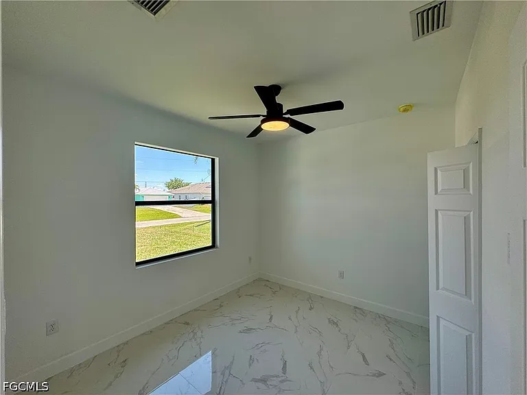 1208 NW 25th Pl — Photo 25