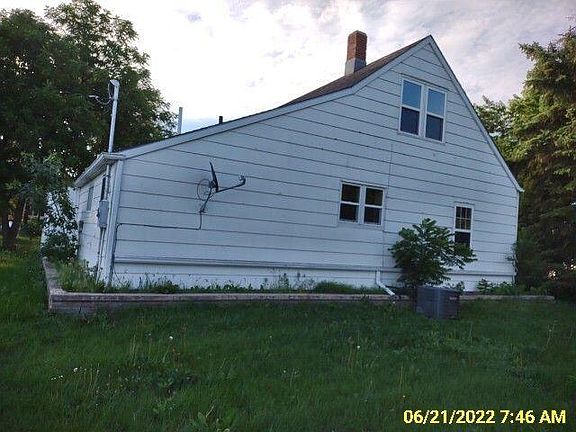3rd image of 308 W Main St