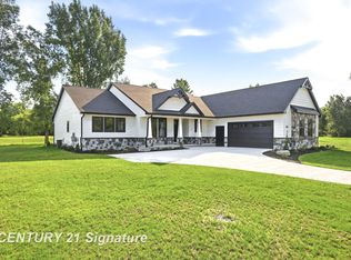 80 Sawmill Creek Trl, Saginaw, MI 48603