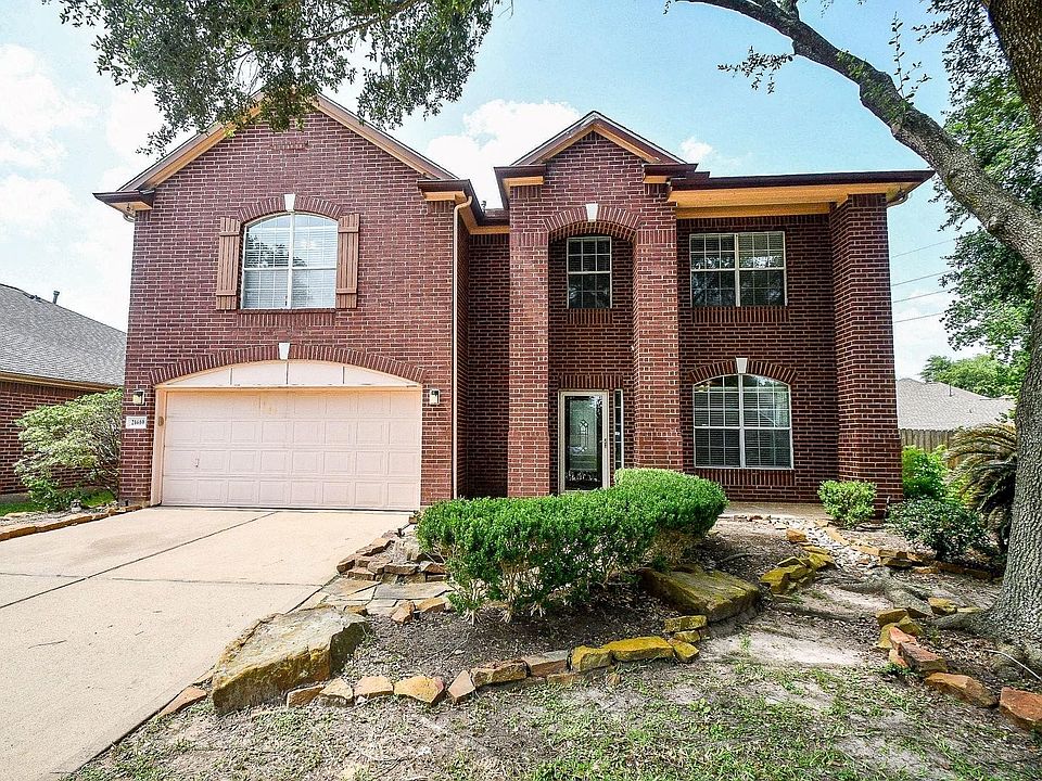1st image of 21610 Woodoak Ct